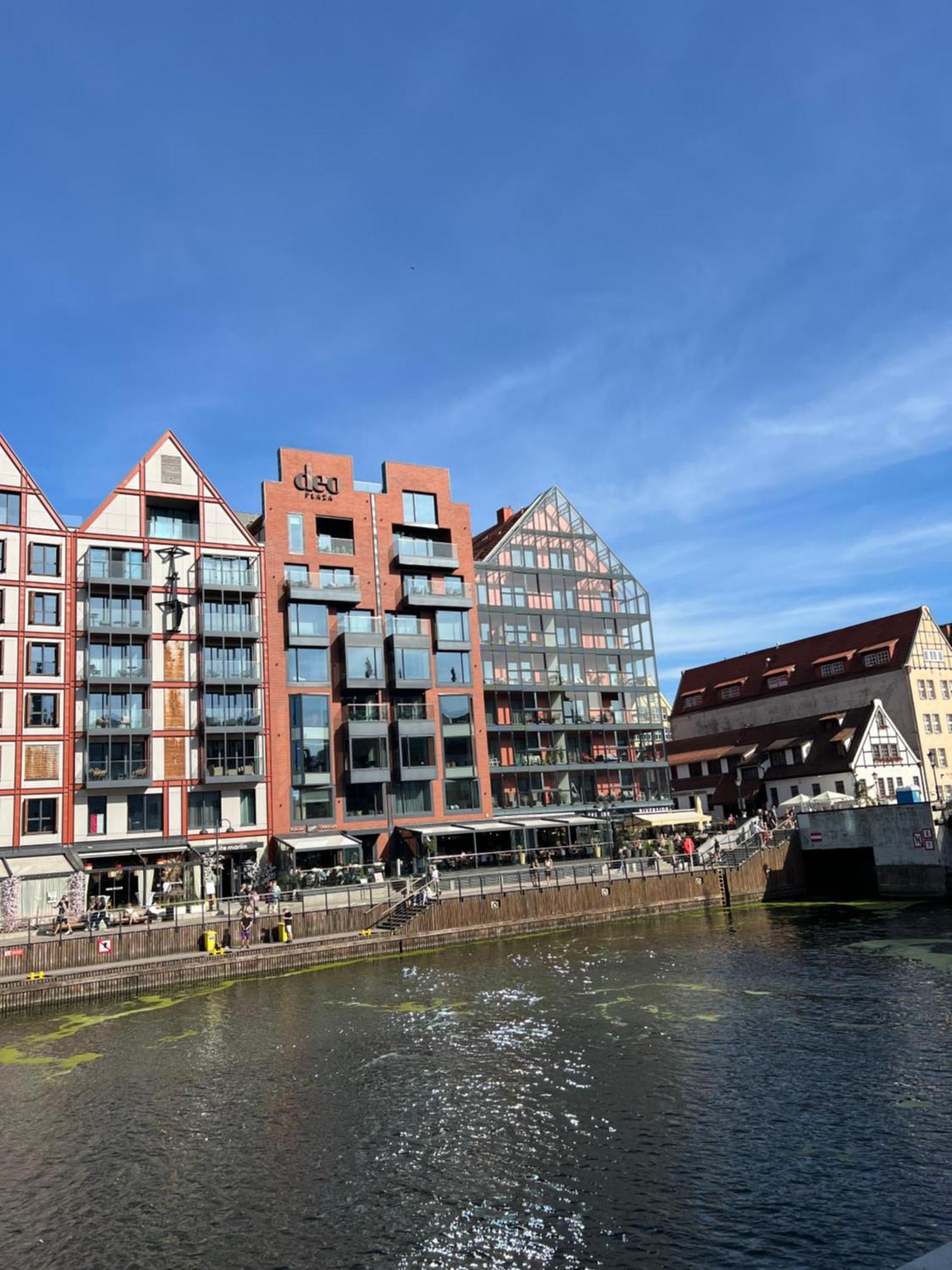 Apartament Chmielna Z Widokiem Na Rzeke Gdańsk Exteriör bild